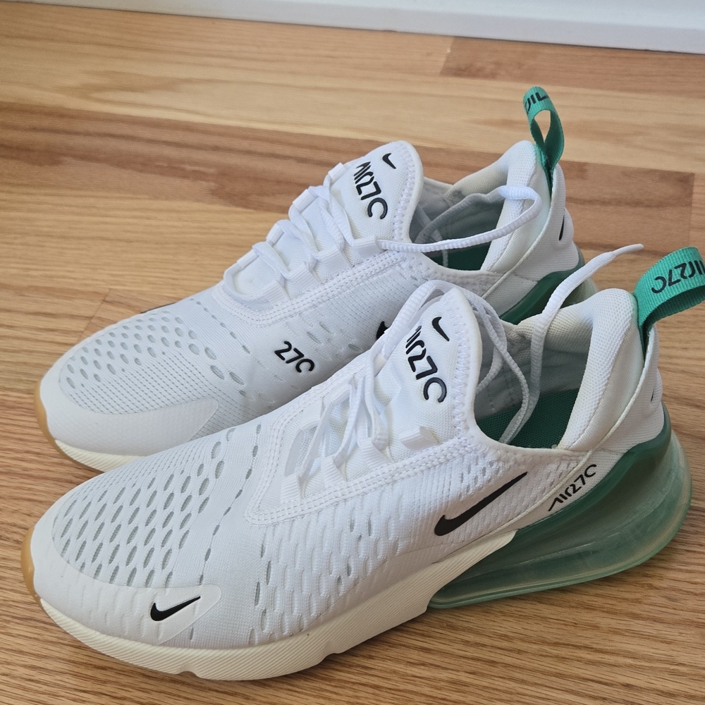Nike White and Green Air Max Sneakers